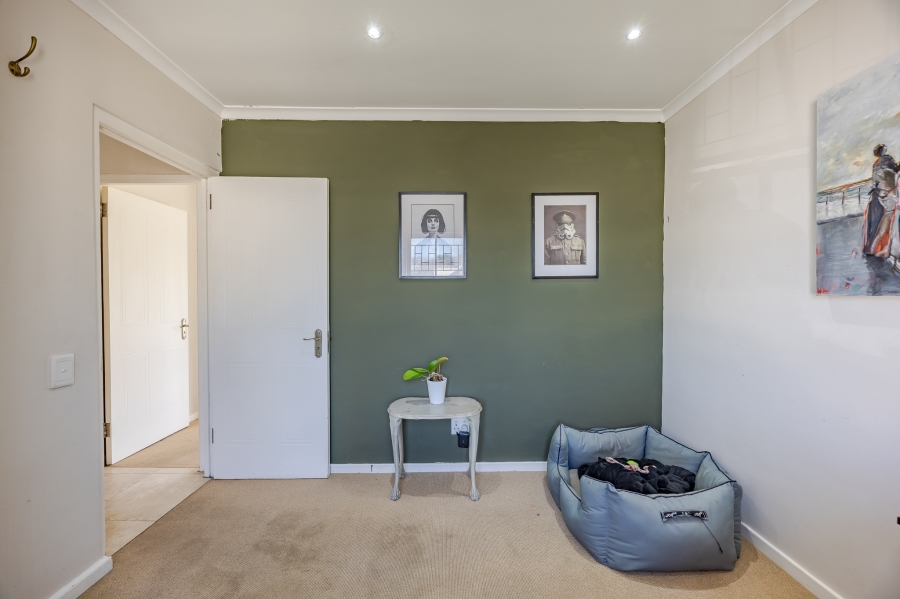 3 Bedroom Property for Sale in Kenilworth Western Cape